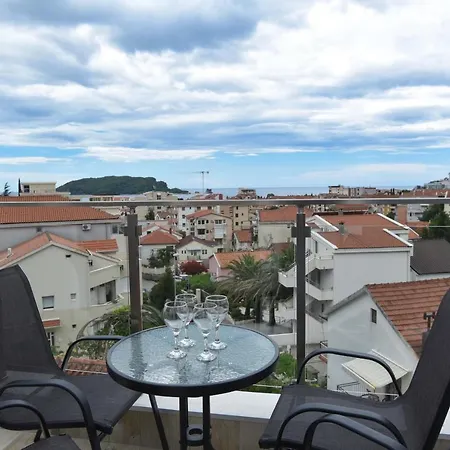L Palace Apartament Budva