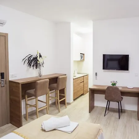 L Palace Apartament